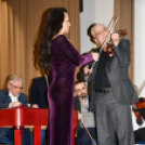 „Házhoz megy a kultúra elnevezésű” program Szanyban.