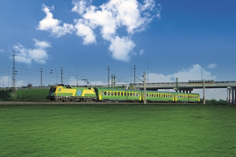 Hétfőtől egyes szakaszokon nem kell InterCity pót-és helyjegyet venni