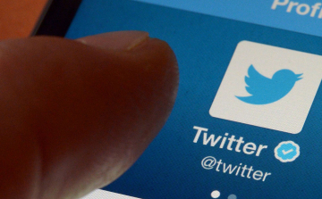 Azt javasolja minisztere Trumpnak, hogy álljon le a Twitterrel