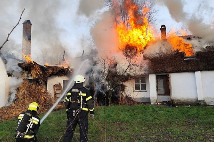 Miért legyen otthon füst- és szén-monoxid-érzékelőd?