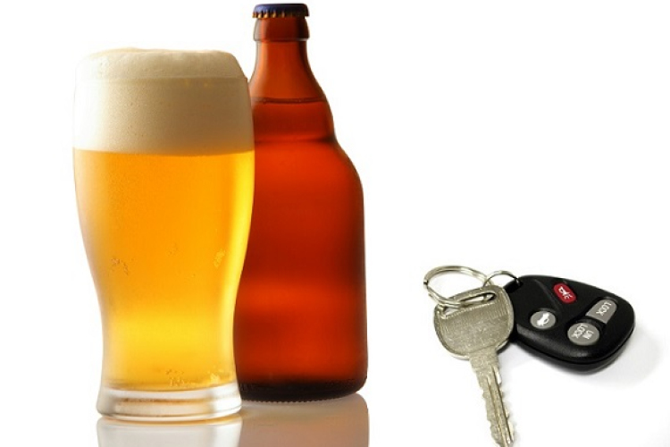 Ittasan vezetett, vezetői engedélye bánta