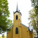 Kisboldogasszony napi zarándoklat püspöki szentmisével – Szent Anna Katolikus Általános Iskola és Óvoda ünnepi rendezvénye Szanyban