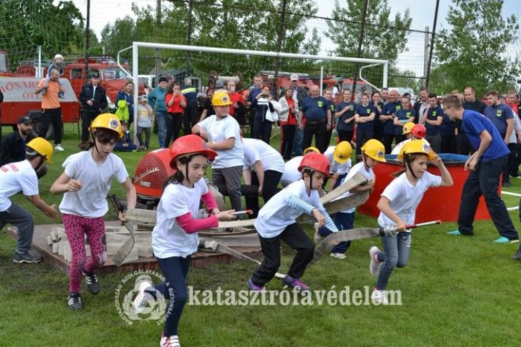 Bősárkányban versenyeztek az önkéntes tűzoltók