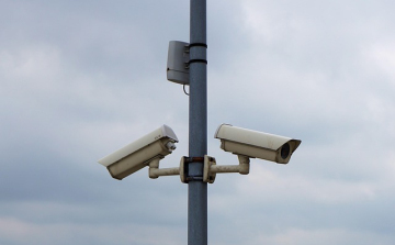 Térfigyelő kamerákat telepítenek a falvakba