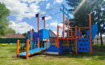 Jobaházán szerdától használható az új játszótér