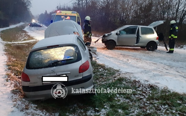 A téli időjárásban már meg is történt az első baleset