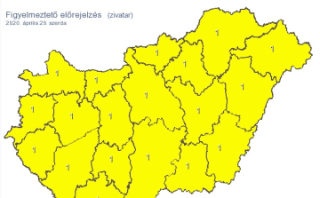 Az egész országra érvényes a zivatar figyelmeztetés mára