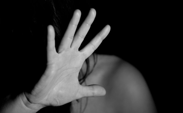 Magyarországon hetente egy nő hal meg kapcsolati erőszak miatt