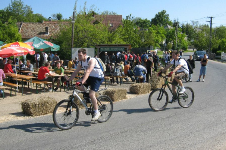IX. No motor Csesznek