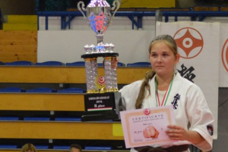 Bán Lili ezüstérmes lett a Szolnok Európa Kupán