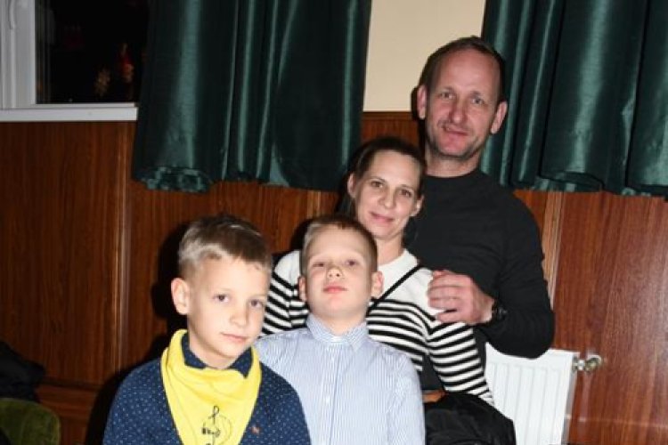 Iskolai adventi vásár a Szent Anna Katolikus Általános Iskola és Óvodában, Szanyban.