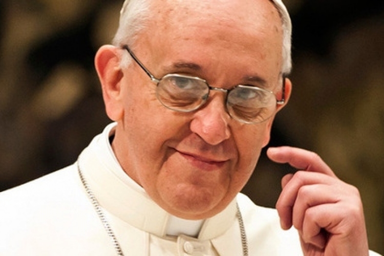 Ferenc pápa kötelezővé tette a püspökök 75 éves korban való nyugdíjazását