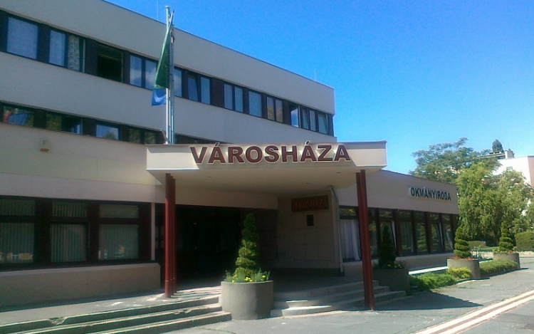 Január elejéig zárva lesz Csornán a Polgármesteri Hivatal