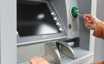 Új bank automata Veszkényben