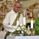Ballagás és szentmise a Szany iskolában és templomban.