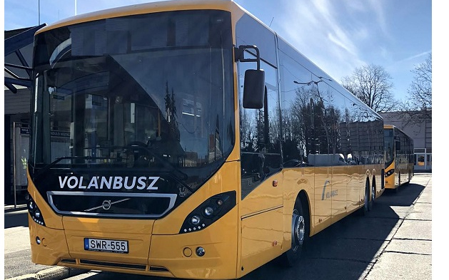 Így járnak a buszok az őszi szünet és Mindenszentek időszakában