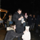 Karácsonyi vásár a szanyi templom melletti vásártéren.