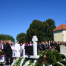 Ács Lajos győri székesegyházi kanonok, nyugalmazott plébános temetése Szanyban