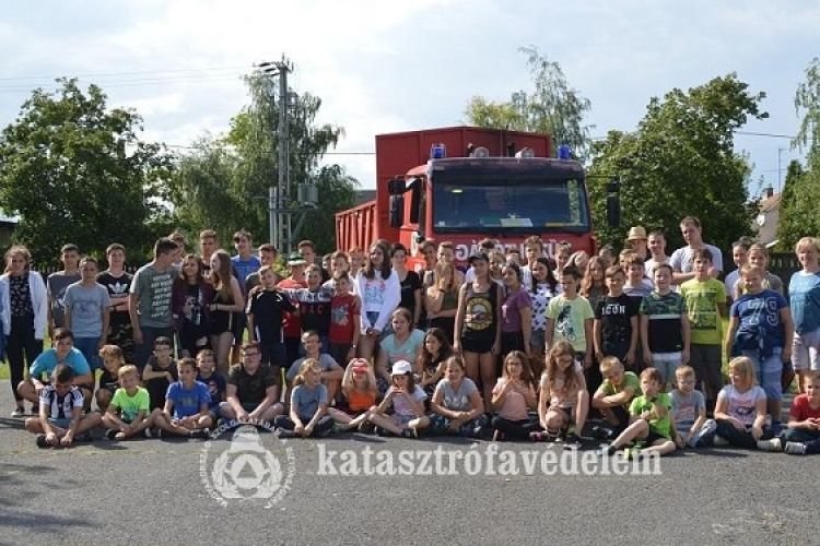 Ismét megnyitotta kapuit a tűzoltó tábor Sáráspusztán