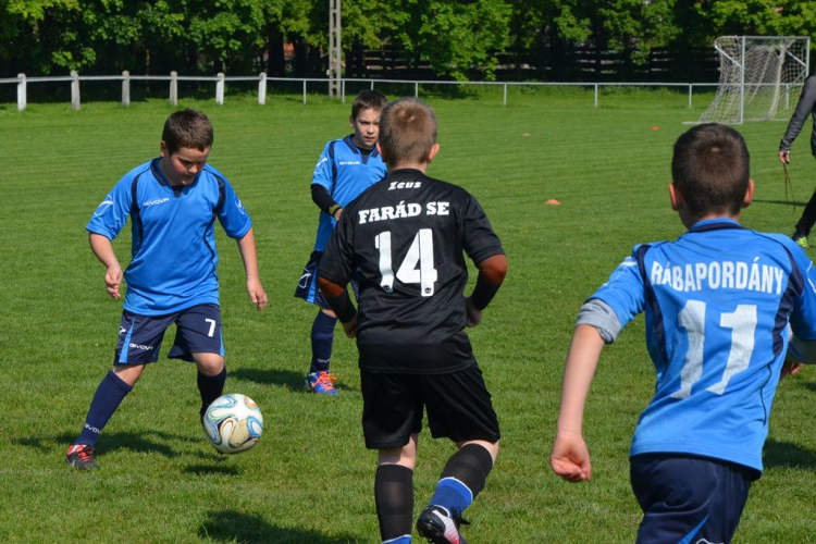 U-11-es Bozsik program labdarúgótorna Szanyban