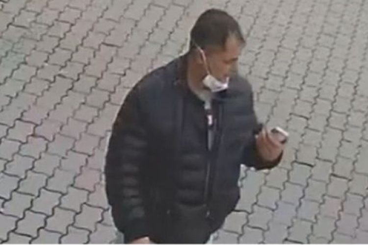 Lopás elkövetőjét keresik a rendőrök