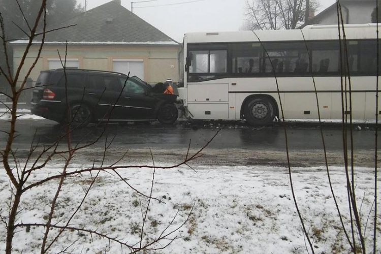 Két súlyos baleset is történt ma reggel a térségünkben