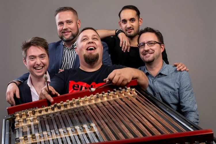 Péntek este indul a nyári koncertsorozat Csornán a Zenepavilonban