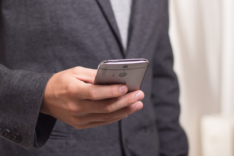 A legtöbben sms-ben kérik adóbevallási tervezetük postázását