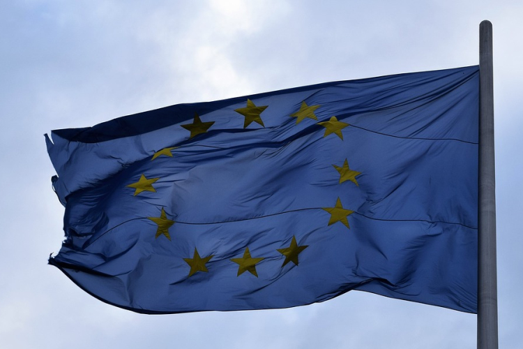 Alig csökkent a különbség a leggazdagabb és a legszegényebb EU-tagország között