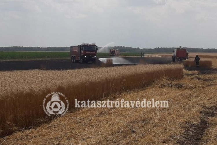 Több helyen is tűz gyulladt aratás közben a megyében