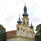 Kisboldogasszony napi zarándoklat püspöki szentmisével – Szent Anna Katolikus Általános Iskola és Óvoda ünnepi rendezvénye Szanyban