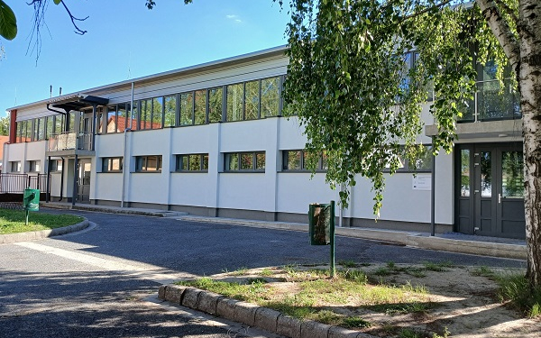 Elkészült Kónyban a sportcsarnok felújítása
