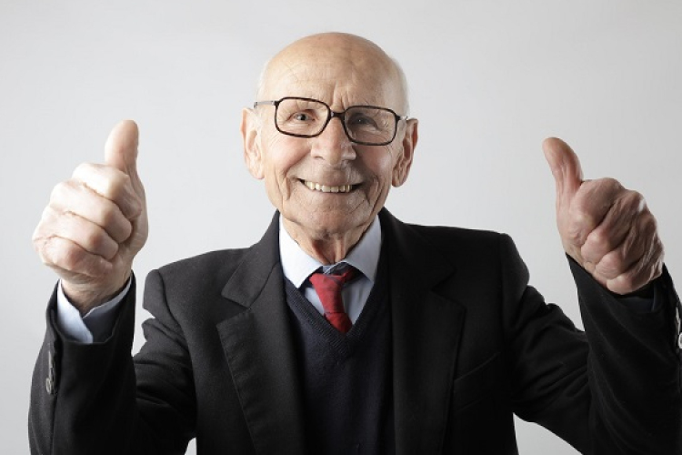 NYESZ számla nyitása. Kinek éri meg?