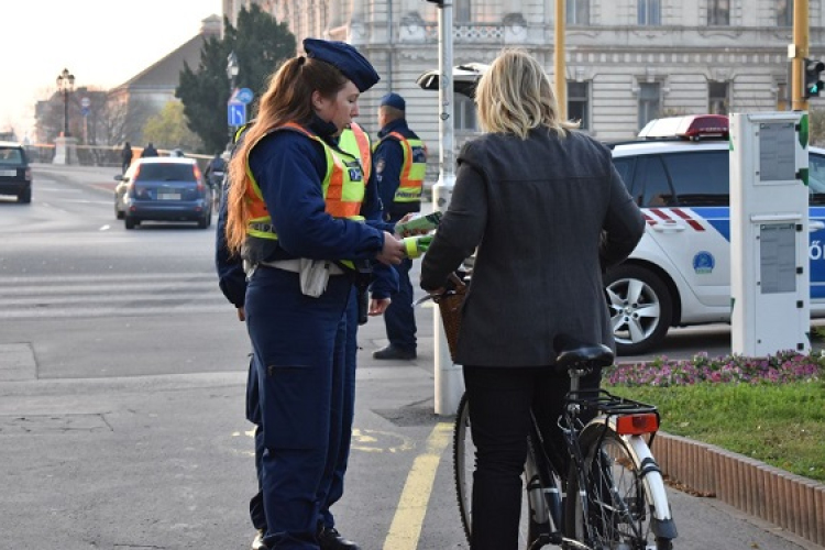 A rendőrök baleset-megelőzési célú ellenőrzéseket végeztek a „Látni és látszani 2018” kampány jegyében