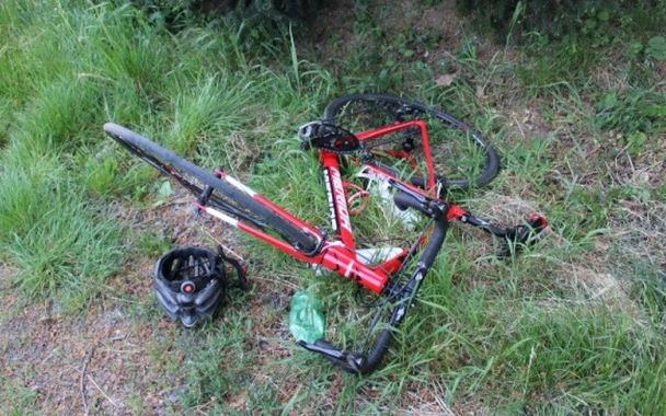 Szándékosan elütötte kerékpározó haragosát Kapuváron