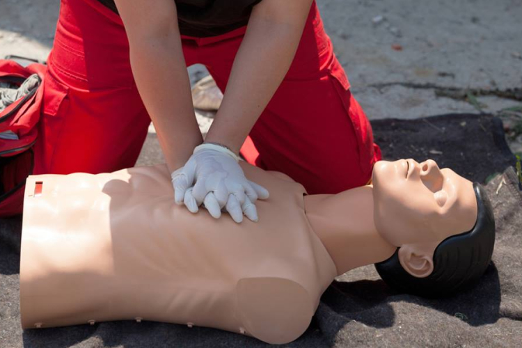 Munkahelyi elsősegély képzés Jobaházán