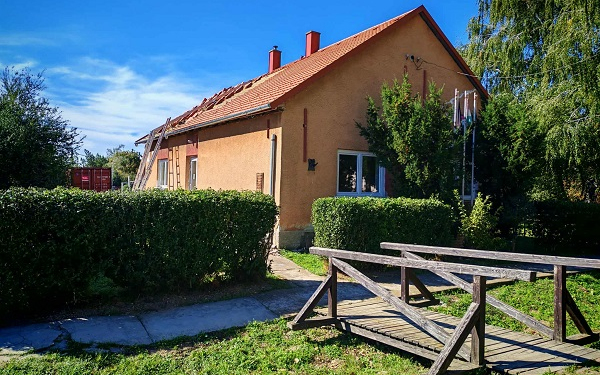 Európai uniós támogatásból újítják fel a művelődési házat Öntésmajorban