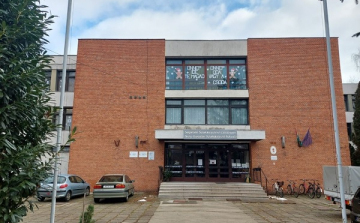 A Berg több mint egy iskola