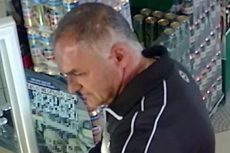 Lopás miatt keresik a rendőrök ezt a férfit