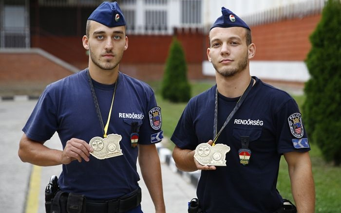 Csornai rendőrnő is van a hónap járőrei között