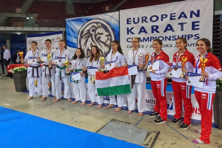 2 arany- és egy ezüstérmet szereztek kapuvári karatésok az utánpótlás Európa bajnokságon