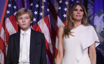 Mégis beköltözik Melania Trump és fia a Fehér Házba