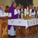 Ács Lajos győri székesegyházi kanonok, nyugalmazott plébános temetése Szanyban