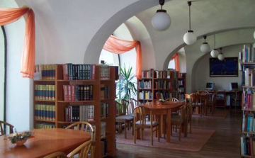 Fertőd Város Önkormányzata könyvtárvezető állást hirdet