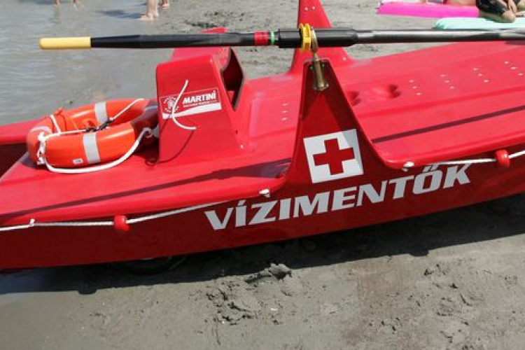 Rendőrség: tizenkilenc embert kellett kimenteni a Balatonból a hétvégén