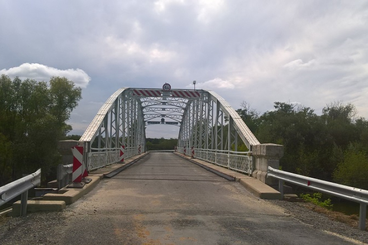 Újra járható a vági Rába-híd
