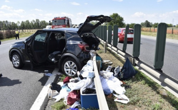 Balesetet okozott, mert a járművezető helytelenül választotta meg a követési távolságot