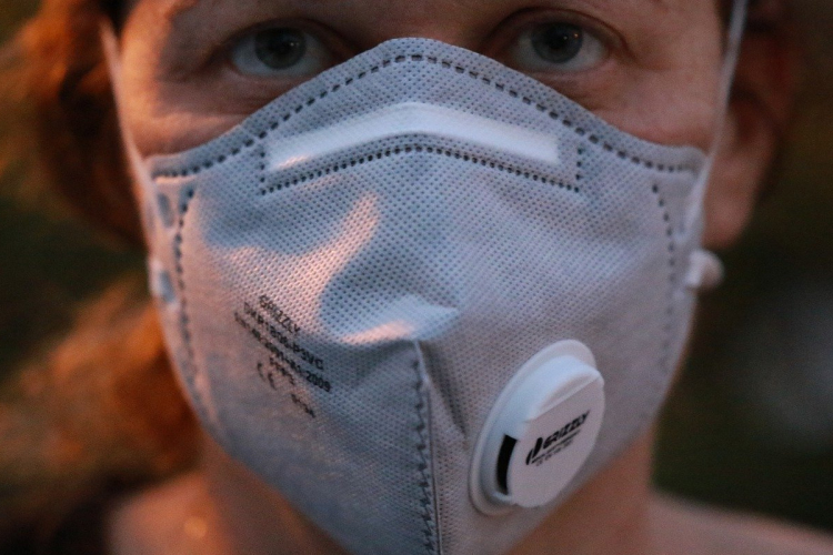 Három héttel meghosszabbítják a korlátozásokat Hollandiában