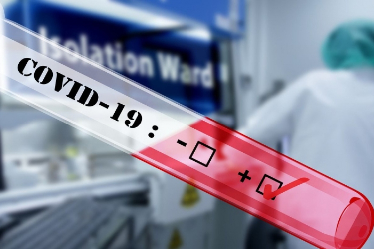 Csaknem hatszázezer a koronavírus-fertőzöttek száma a világban