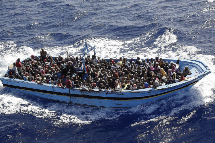 Illegális bevándorlás - Akár 15 ezer fontba is kerülhet az eljutás Nagy-Britanniába